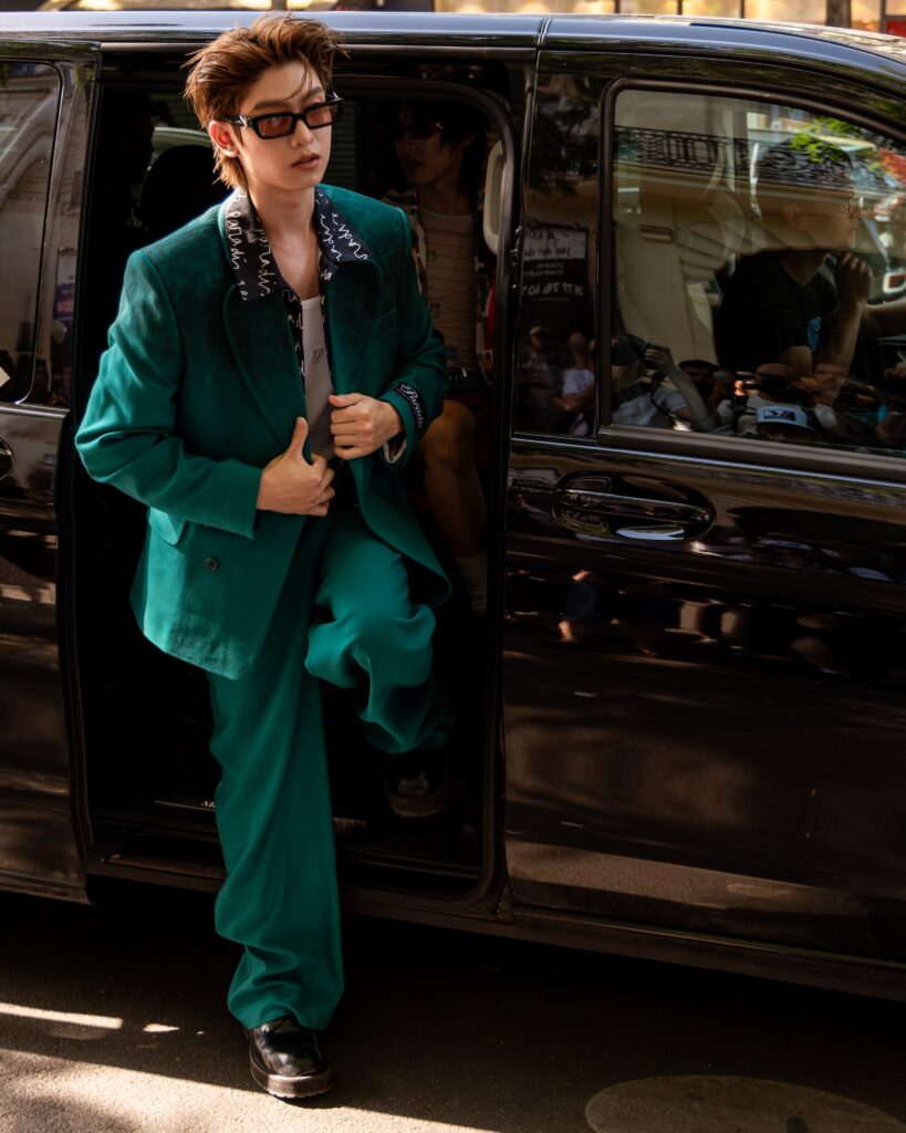 Guest at the 3.PARADIS show during Fashion Week in Paris 2026.