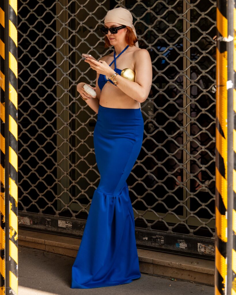 Guest at the 3.PARADIS show during Fashion Week in Paris 2026.