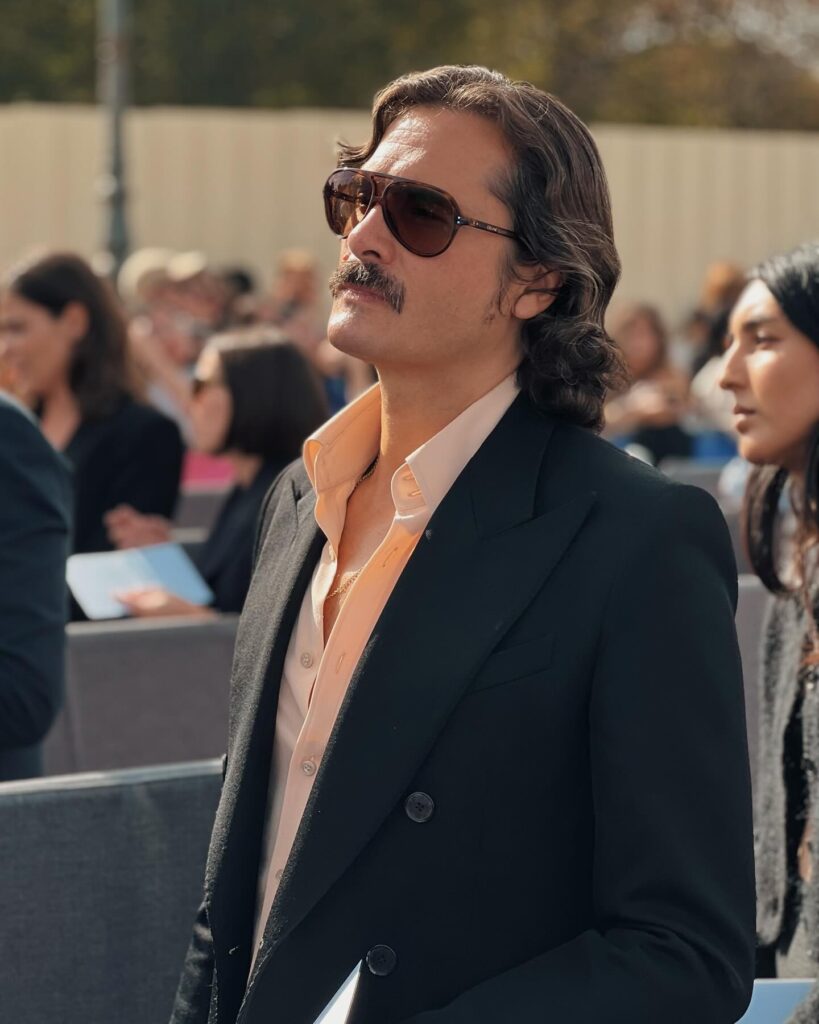 Guest at the Dior show during Paris Fashion Week 2023.