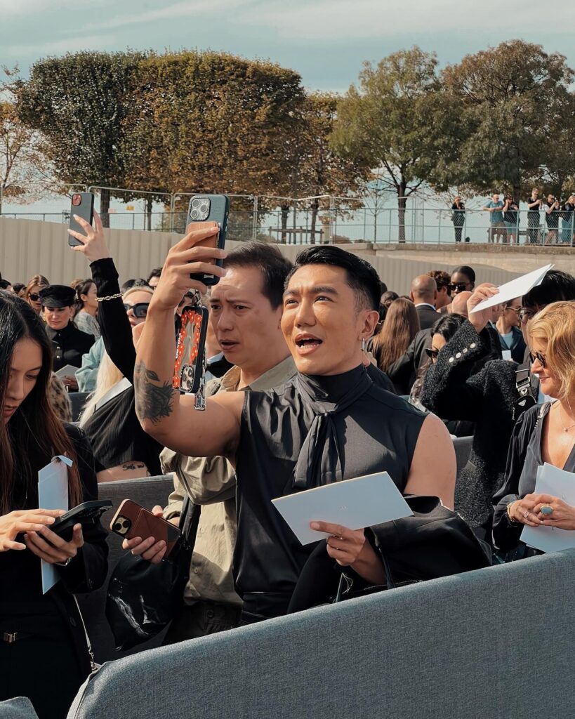 Guest at the Dior show during Paris Fashion Week 2023.