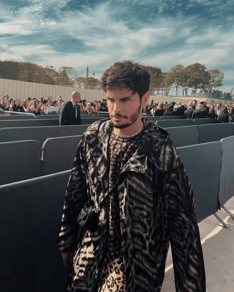 Guest at the Dior show during Paris Fashion Week 2023.