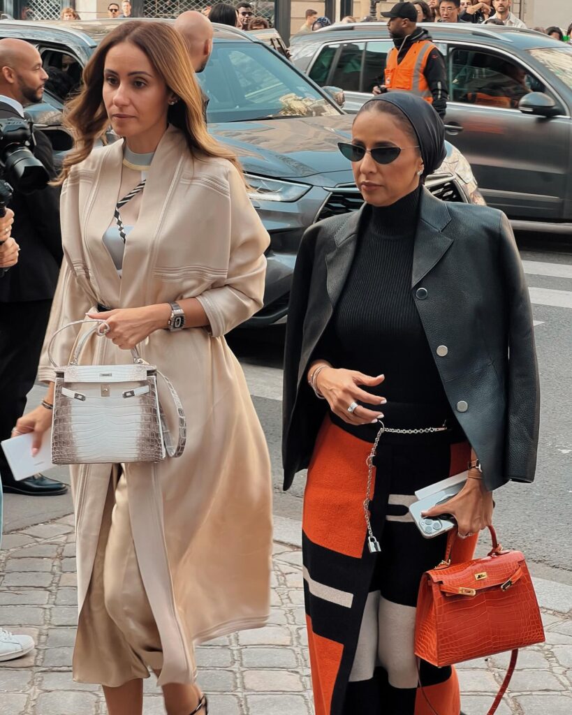 Guest at the Hermès show during Paris Fashion Week 2023.