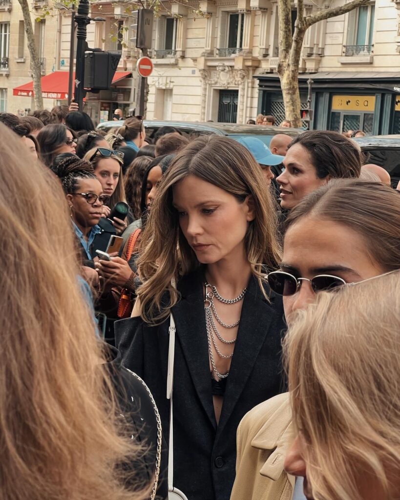 Guest at the Hermès show during Paris Fashion Week 2023.