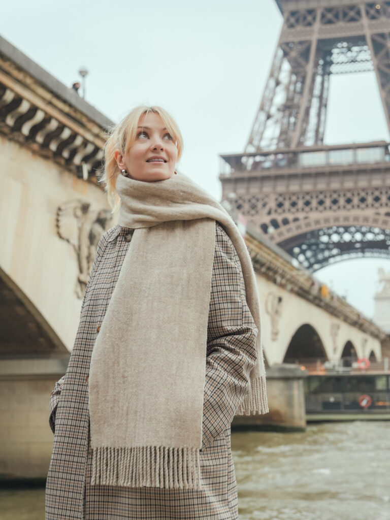 Portrait photoshoot in Paris by Vadim Hedonist