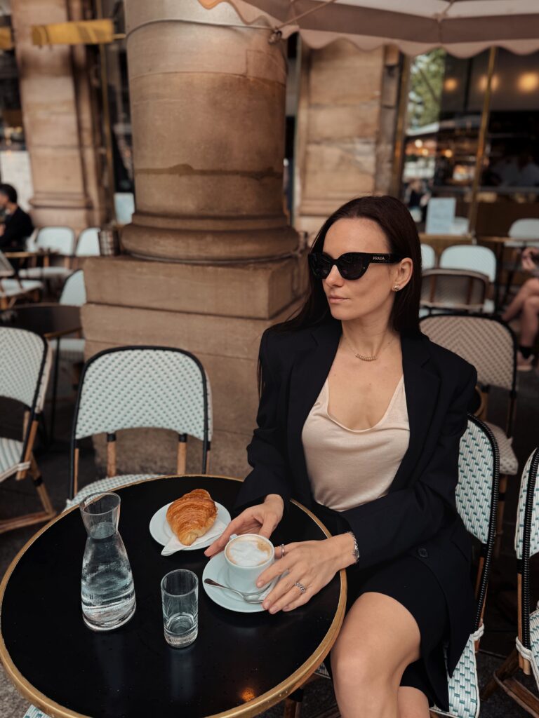 Portrait photography in Paris by Vadim Hedonist