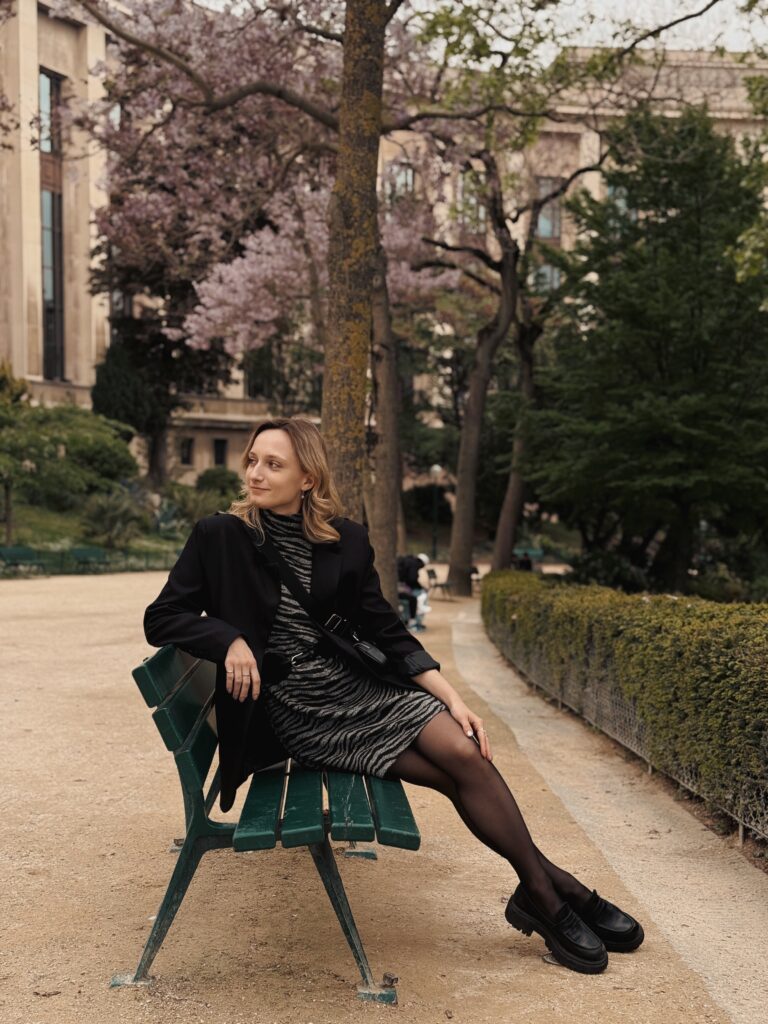 Portrait photoshoot in Paris by Vadim Hedonist
