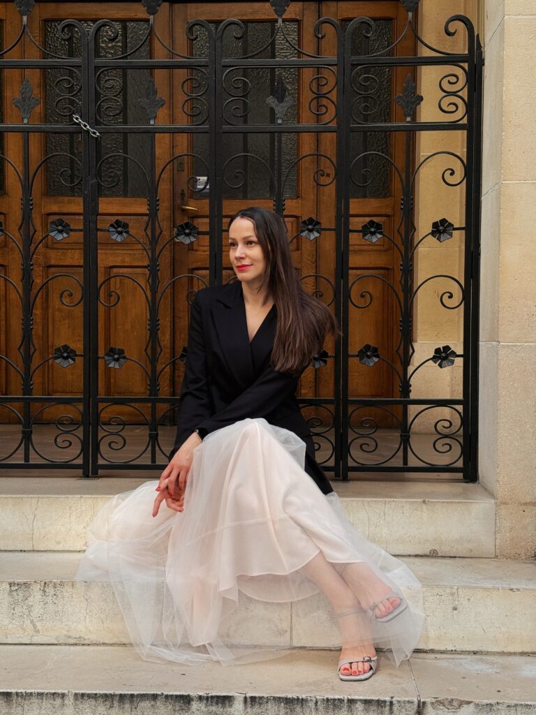 Paris portrait photoshoot by Vadim Hedonist