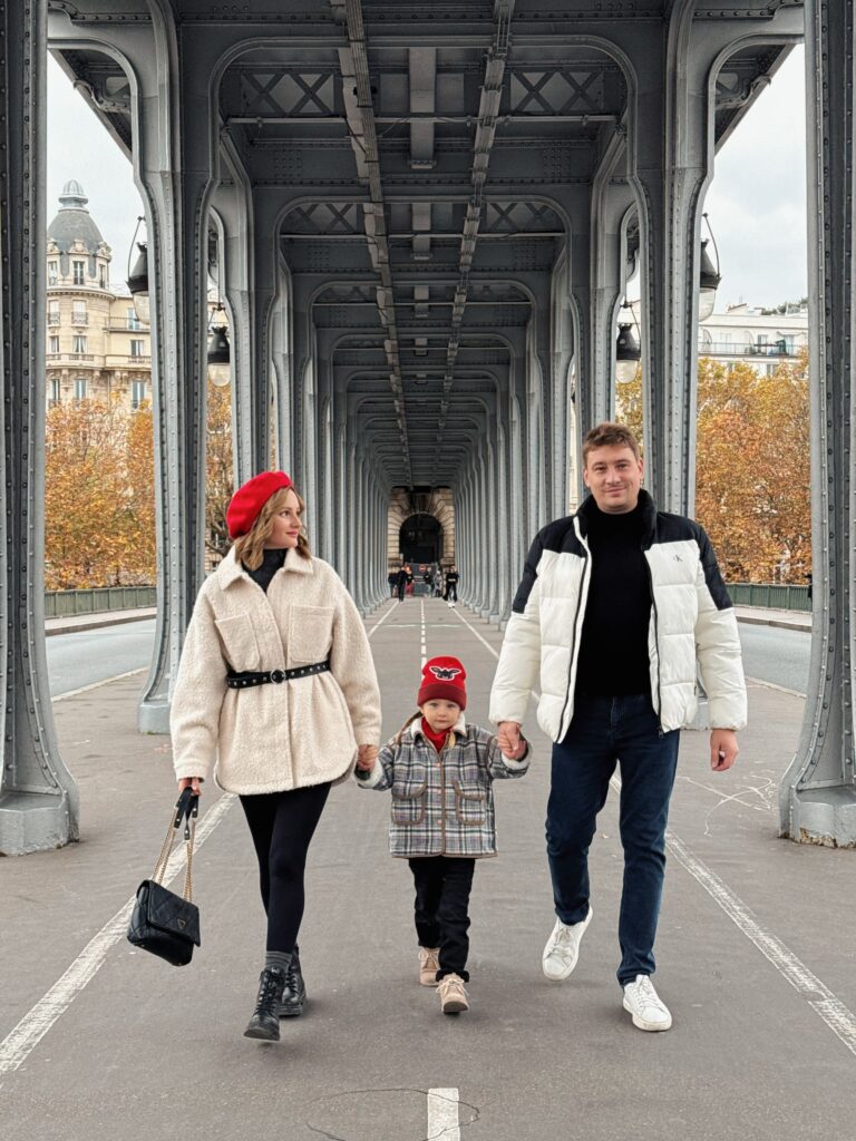 Paris portrait photoshoot by Vadim Hedonist