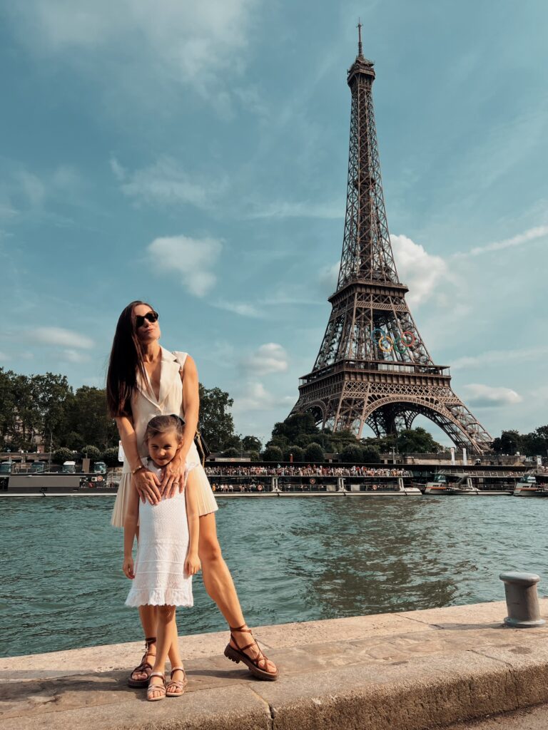 Portrait photography in Paris by Vadim Hedonist