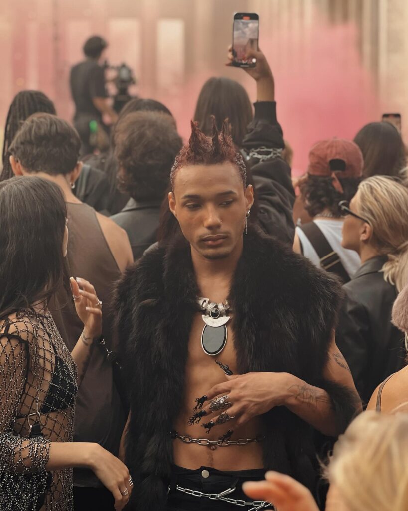 Guest at the Rick Owens show during Paris Fashion Week 2023.
