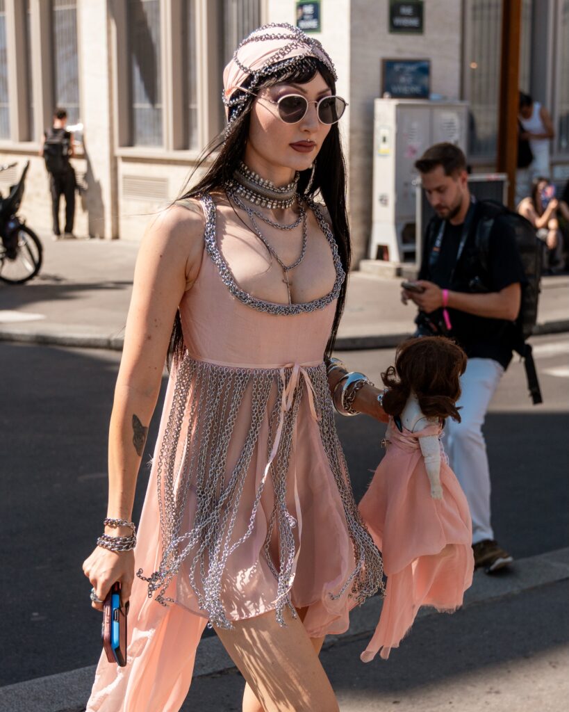 Guest at the Viktor&Rolf show during Haute Couture in Paris 2026.